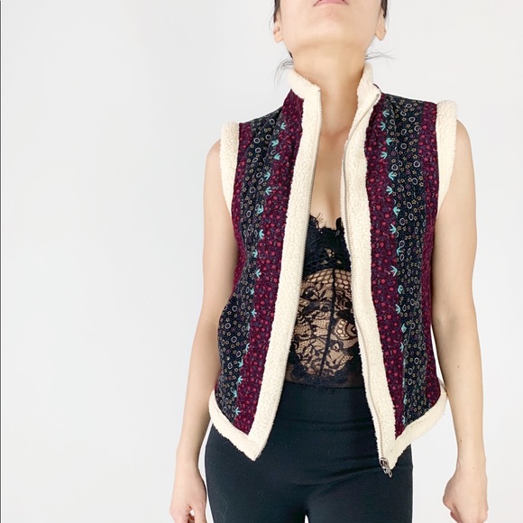 KIMCHI & BLUE shearling vest- URBAN OUTFITTERS - Picture 6 of 8